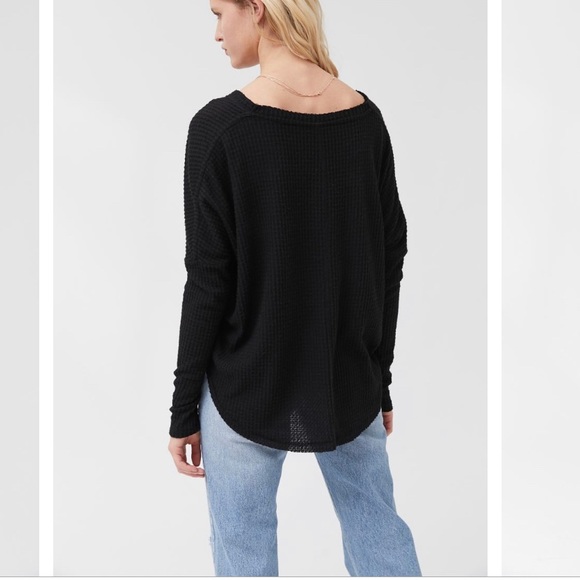 Urban Outfitters oversized thermal top. - Picture 2 of 8